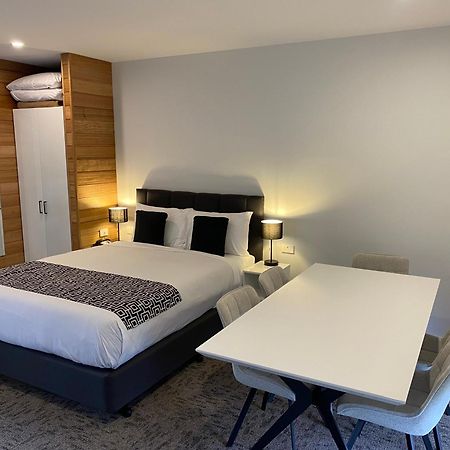 Sovereign Park Motor Inn Μπάλαρατ Εξωτερικό φωτογραφία