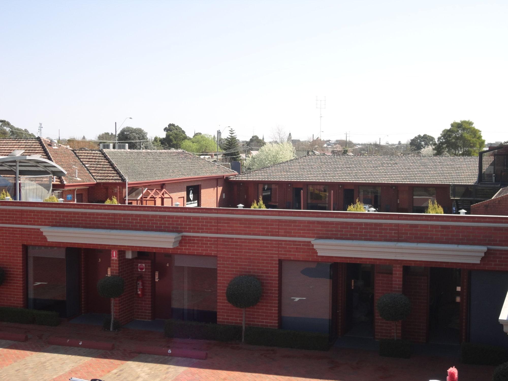 Sovereign Park Motor Inn Μπάλαρατ Εξωτερικό φωτογραφία